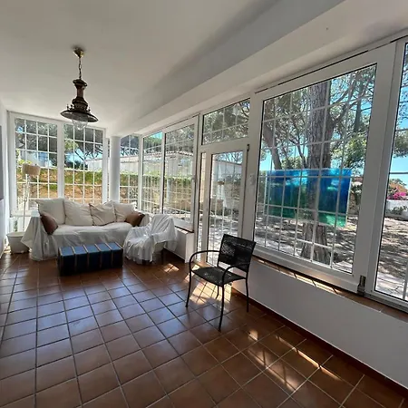 Con Vistas En Parcela Privada הואלבה